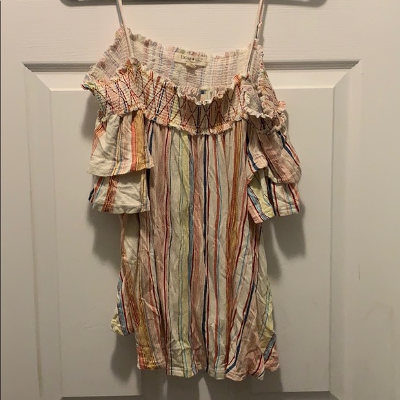 Off the shoulder top - Picture 1 of 3